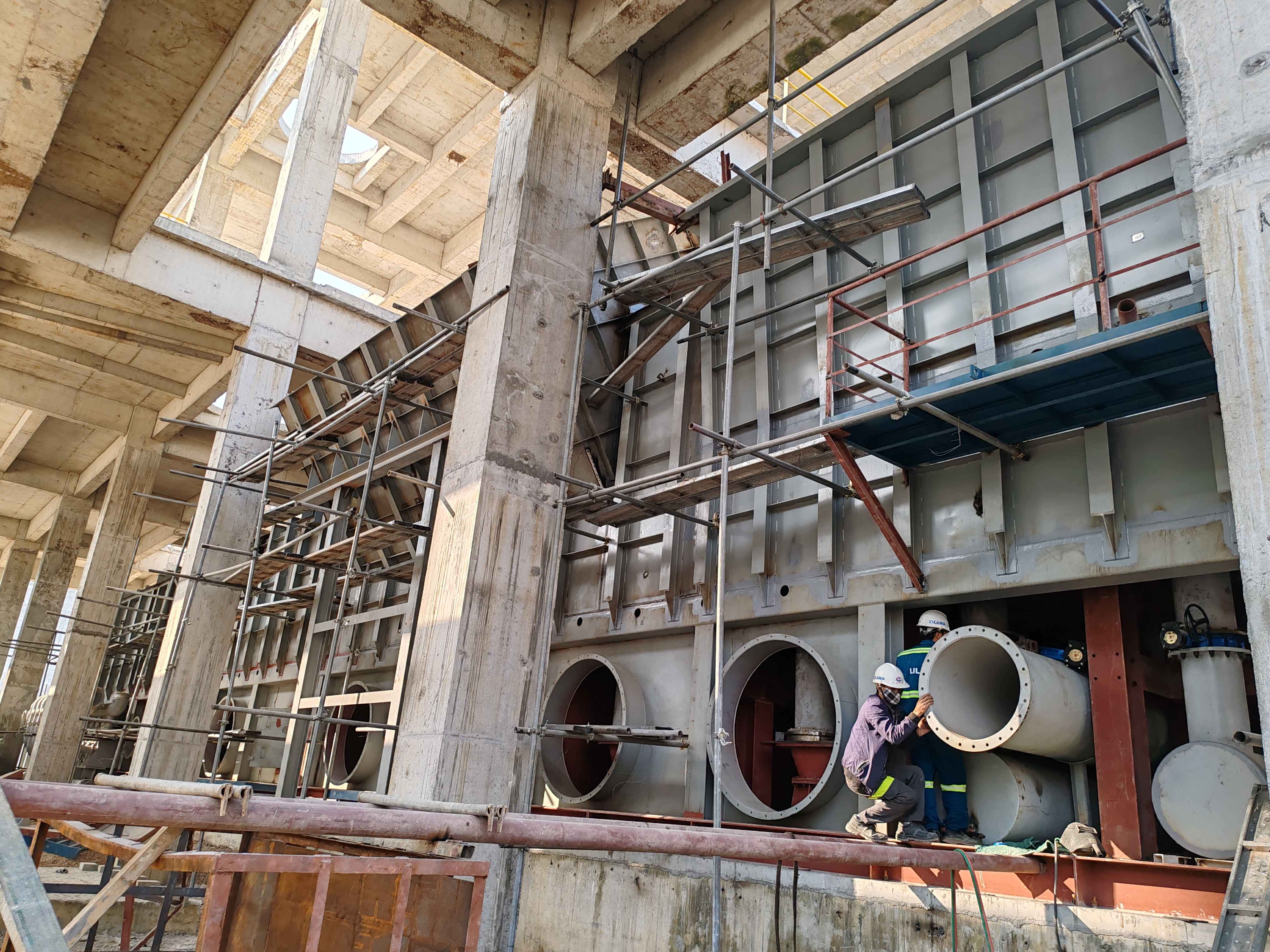 非標水泥廠設(shè)備構(gòu)件